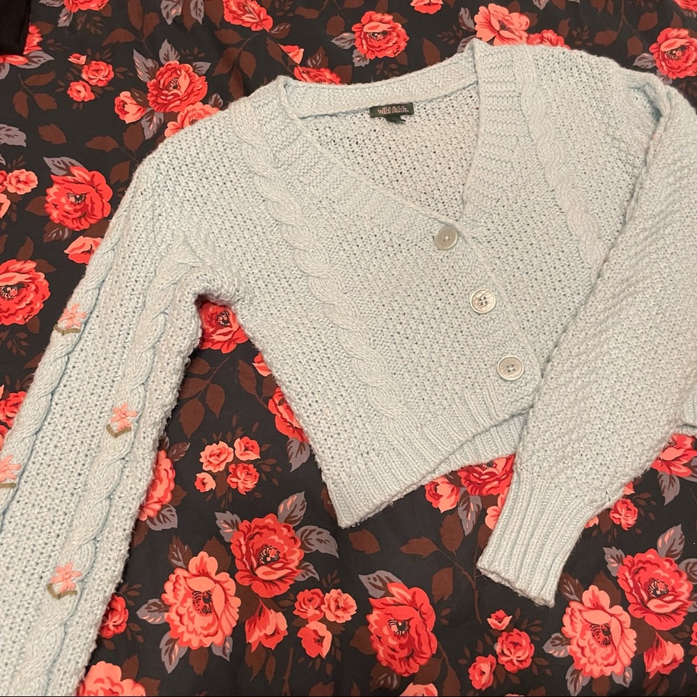 Cropped sweater